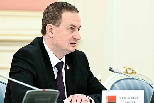 Премьер Беларуси ознакомился с новейшими образцами вооружения