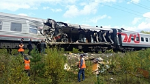 Власти Нижневартовска назвали возможные причины столкновения поезда с грузовиком в Югре