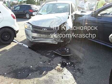 В массовом ДТП под Красноярском пострадал семилетний ребенок