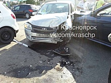 В массовом ДТП под Красноярском пострадал семилетний ребенок