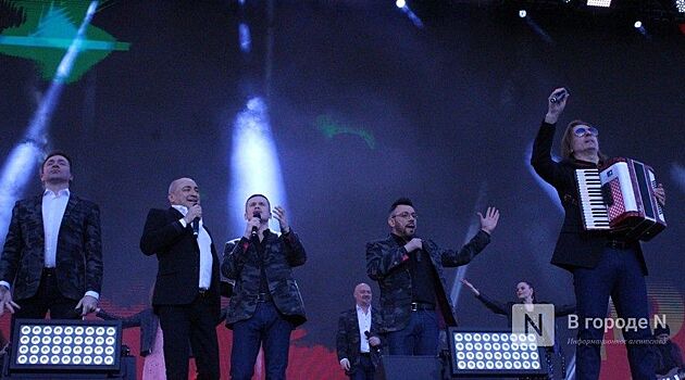 «Хор Турецкого» и шоу Авербуха завершили празднование Дня Победы в Нижнем Новгороде