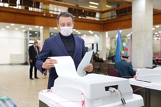 Вице‑президент ТПП Подмосковья проголосовал на участке в Одинцовском Доме офицеров