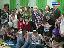Ямальские и тюменские депутаты побывали в детском доме «Сияние Севера»