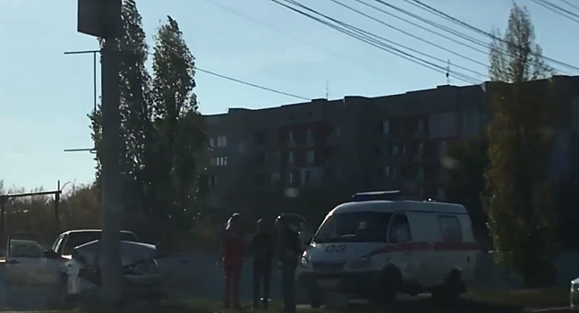В аварии на Соколовой горе пострадали двое мужчин