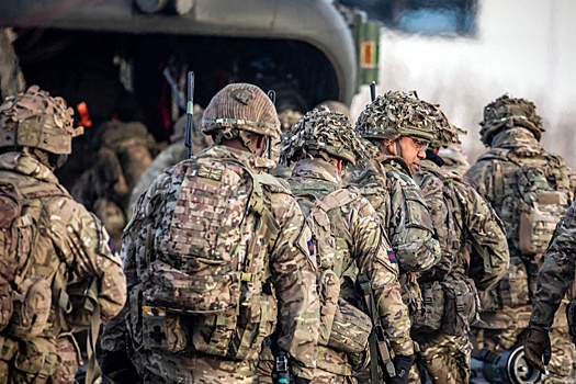 Великобритания направила военных в Израиль для стабилизации ситуации в регионе