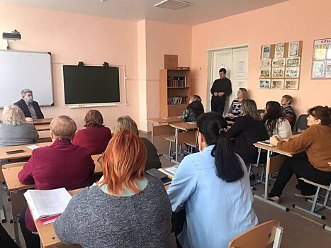 Евгений Ковалев организовал занятия по первой медицинской помощи для работающих с детьми-инвалидами педагогов