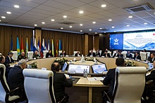 Вице-премьер Денис Мантуров провел в Анапе заседание Совета военного инновационного технополиса "Эра"