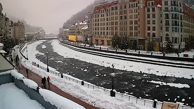 Погода внесла коррективы в работу горнолыжных курортов на Кавказе