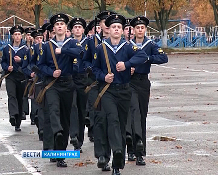 Балтийский военно-морской институт открыл свои двери для школьников