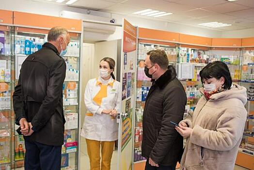 Депутаты проверили аптечные сети в Снежинске и Златоусте