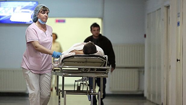 Власти Петербурга рассказали о состоянии пострадавших при взрыве в метро
