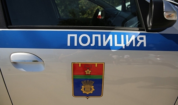 На трассе в Волгоградской области произошло столкновение двух легковушек