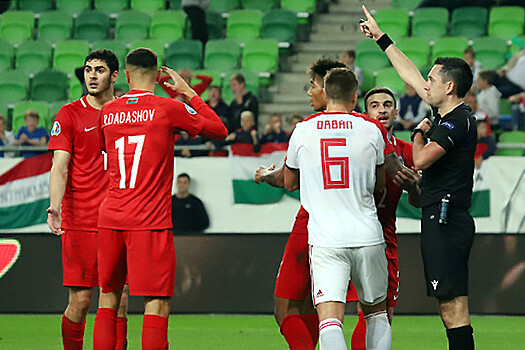 Ошибка судьи лишила Азербайджан ничьей в матче с Венгрией