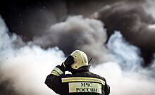 Пожар площадью 1,2 тыс. кв. м произошел в гаражах на юге Москвы