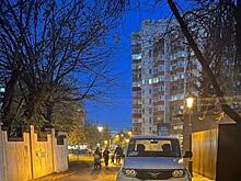 Полиция оштрафовала владельца УАЗика, который ездил на авто по тротуару в парке Металлургов