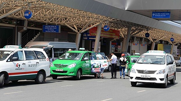 Вьетнамский таксист прикинулся водителем конкурентов, чтобы обмануть туриста