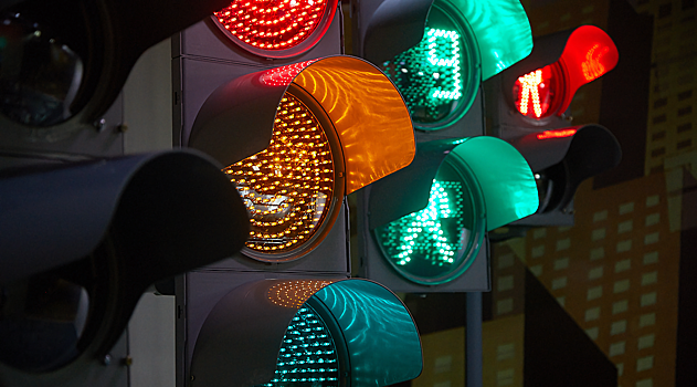 В светофоры могут добавить четвёртый сигнал для беспилотных автомобилей