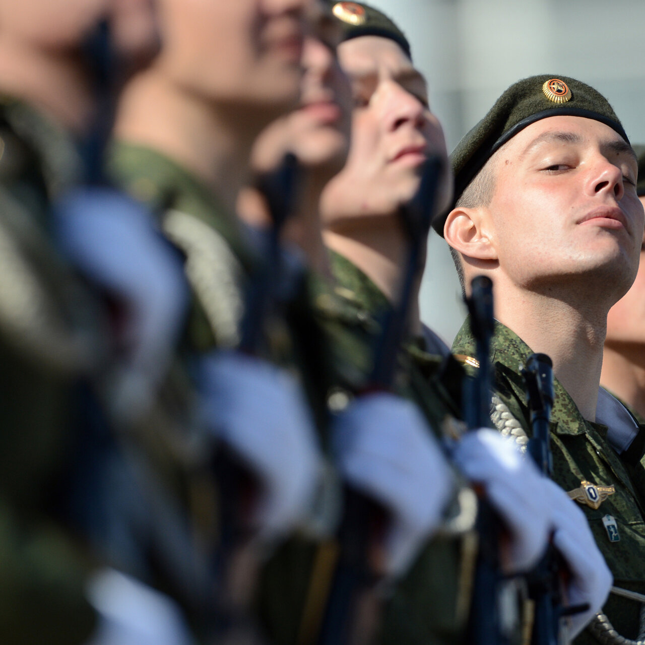 Пять причин, чтобы пойти служить в армию - Рамблер/новости