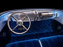Mercedes Vision Iconic: от кузова на солнечной батарее до приборки в форме цеппелина