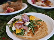 Россиянам рассказали, кому нельзя есть блины