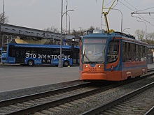 Как тебе такое, Илон Маск: в Барнауле трамвай проехал по центру города без водителя