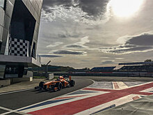 Дэн Тиктум впервые сел за руль машины Формулы 1