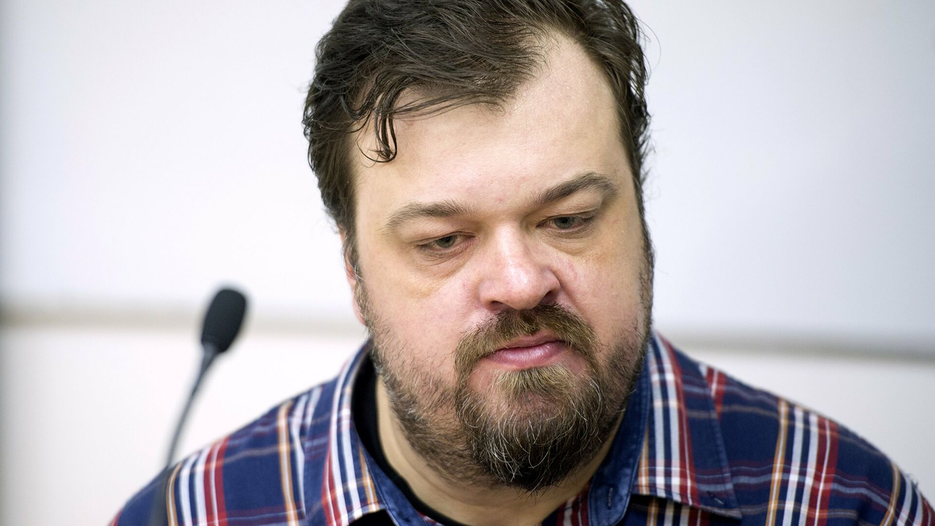 Спортивный комментатор Василий Уткин