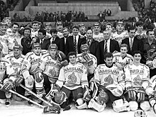 Совладелец «Вегаса» и тренер НХЛ. Что стало с чемпионами «Динамо»-1993?