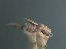 Российский подросток ударил отца ножом в шею