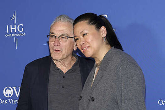 Актер Роберт Де Ниро вышел в свет с возлюбленной Тиффани Чен