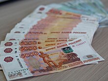 Мэра и главного депутата новосибирского города обязали вернуть большие премии