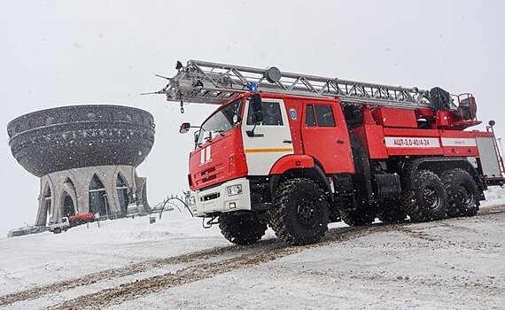 МЧС: в Иннополисе загорелось строящееся здание
