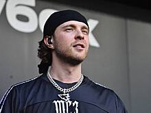 Таксист врезался в машину Егора Крида