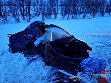 В Урюпинском районе иномарка превратилась в груду металла после столкновения с фурой