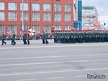 Парад «под копирку» и рекордный «Бессмертный полк» прошли в Новосибирске