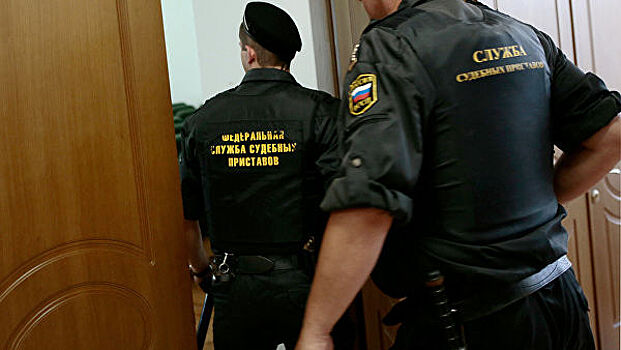 В Чечне приставы арестовали имущество более 150 должников за свет