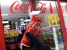 Coca-Cola и Pepsi переименуют холодильники в магазинах РФ
