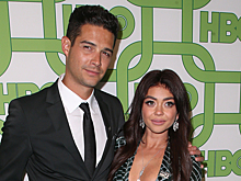 Она сказала «да»: звезда сериала «Американская семейка» Сара Хайланд выходит замуж