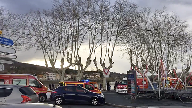Во Франции при аварии на карусели погиб 1 человек и 4 ранены