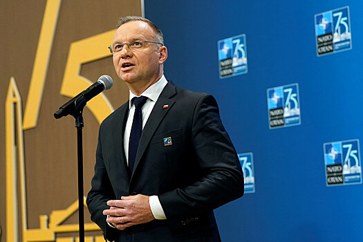 Президент Польши привел к присяге новый состав правительства