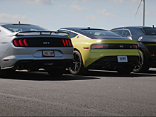 Nissan Z, Ford Mustang GT и Dodge Challenger сравнили в гонке по прямой