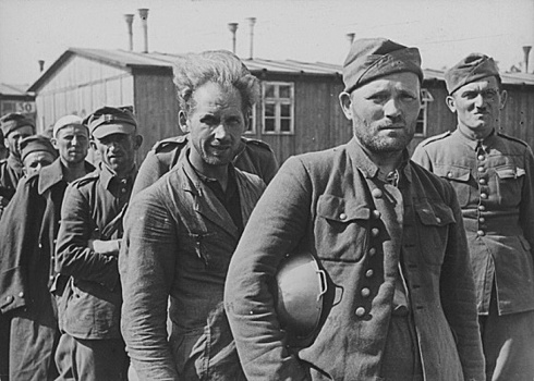Зачем Сталин в 1940 году создал армию из пленных поляков