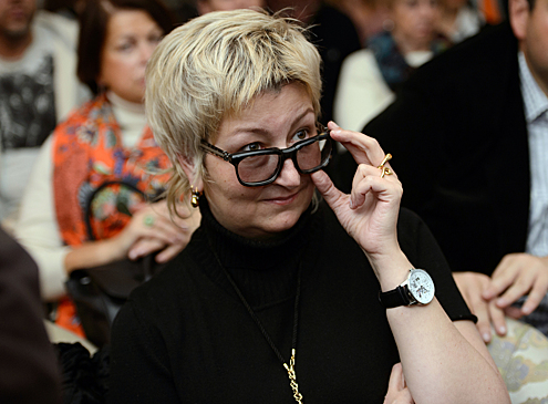 Похудевшая на 100 кг Устинова снялась с мужчиной: сильно изменилась