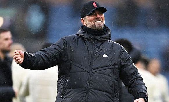 Клопп ответил на слова Гвардиолы, который назвал "Ливерпуль" "занозой в заднице"