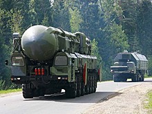 Участники конкурса на лучшего механика-водителя пусковой установки провели тренировочные заезды