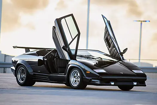 Lamborghini Countach легендарного музыканта появился в продаже