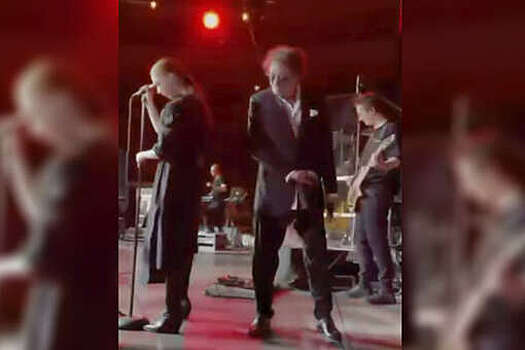 В сети завирусились ролики с танцующим лезгинку Лепсом после расставания с Кибой