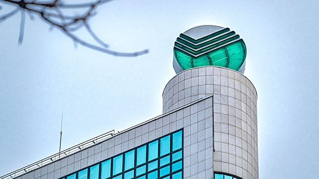 Греф объяснил передачу контроля над Сбербанком правительству