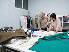 В Тольятти женщины-волонтеры шьют одежду для мобилизованных