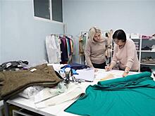 В Тольятти женщины-волонтеры шьют одежду для мобилизованных